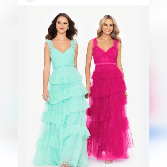 Betsy & Adam Long Ruffle Tier Mesh Deep V neckline Evening Prom Maxi Dress - Picture 4 of 10